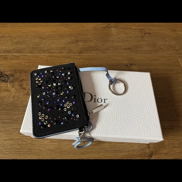 CHRISTIAN DIOR-AUTHENTIC NWT Small Leather, Sequins/Beads Blue Wristlet - Picture 13 of 15